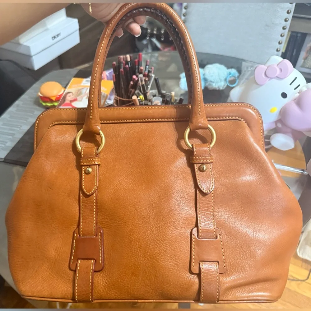 Dooney & Bourke smooth leather